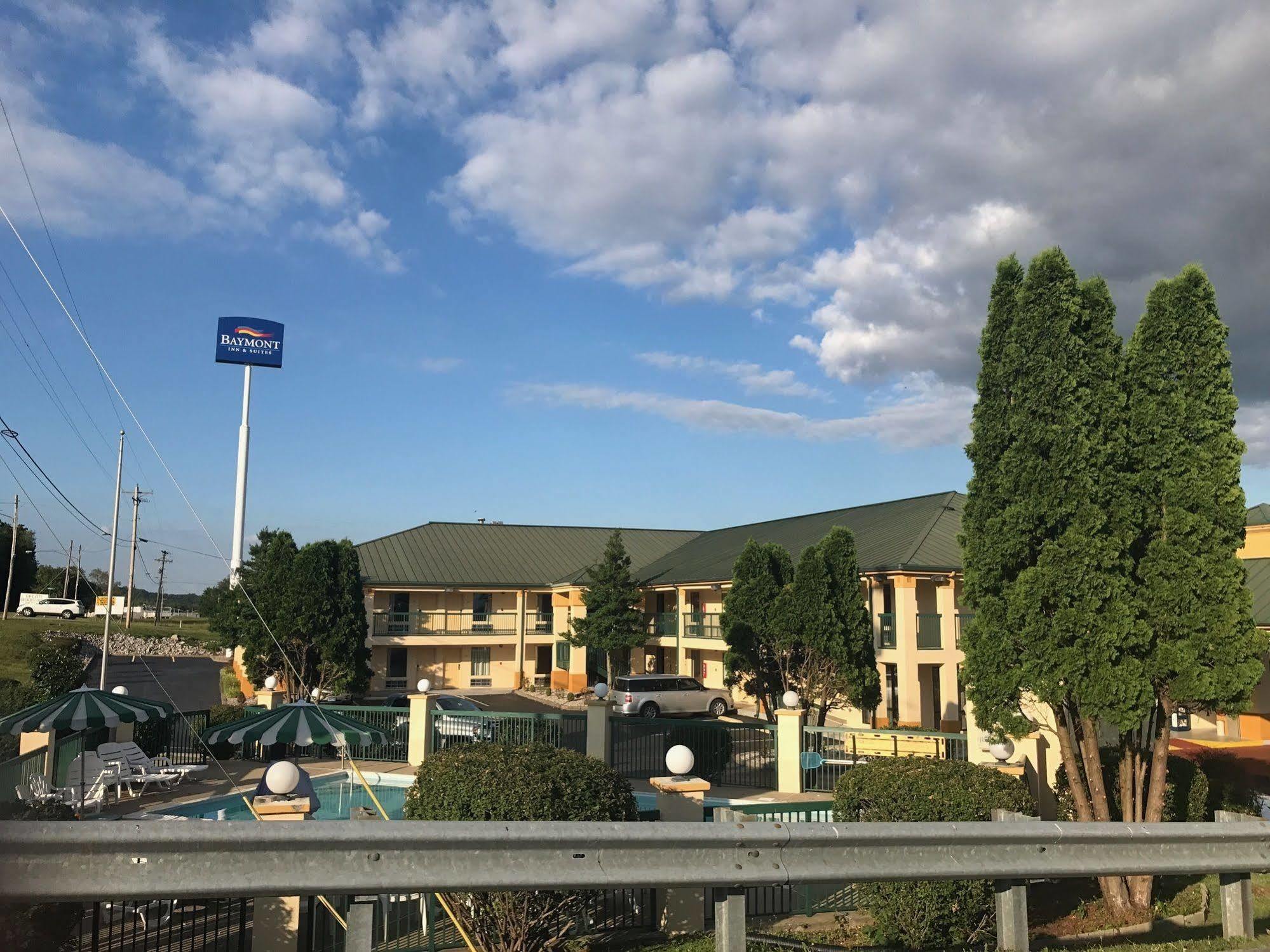 Baymont By Wyndham Cave City Buitenkant foto